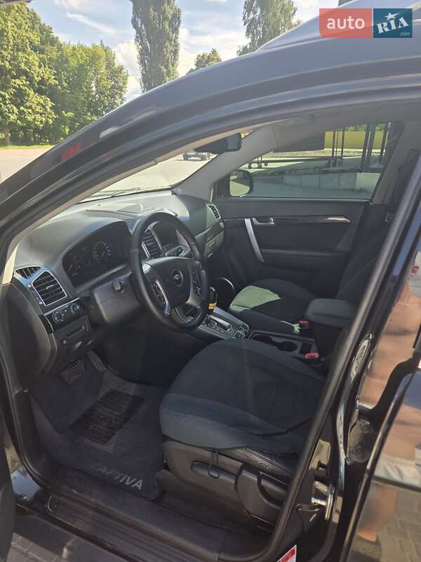 Внедорожник / Кроссовер Chevrolet Captiva 2011 в Киеве