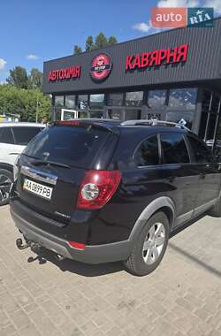 Внедорожник / Кроссовер Chevrolet Captiva 2011 в 