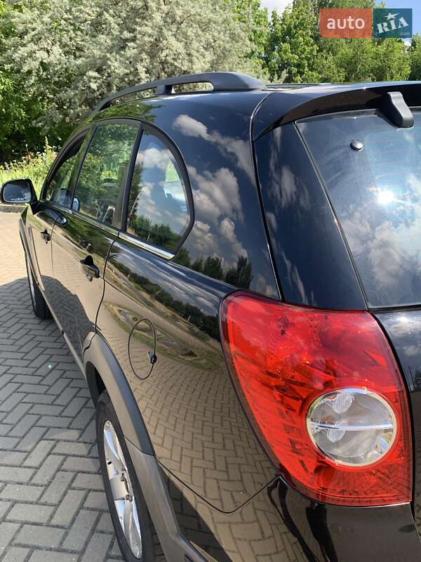Позашляховик / Кросовер Chevrolet Captiva 2008 в Рівному