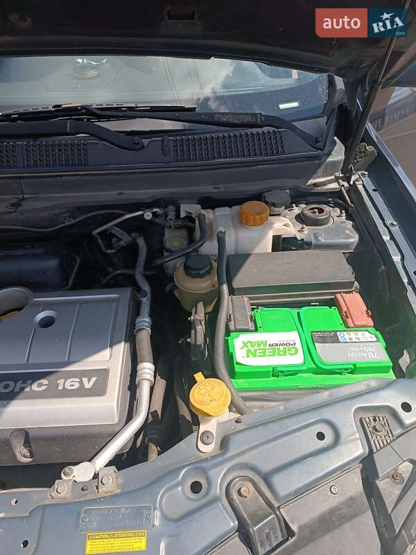 Внедорожник / Кроссовер Chevrolet Captiva 2008 в Коростене