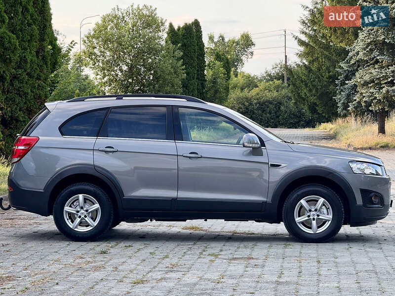 Внедорожник / Кроссовер Chevrolet Captiva 2014 в Дубно