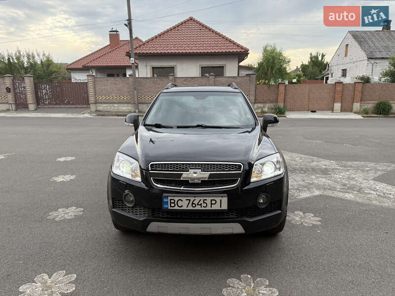 Позашляховик / Кросовер Chevrolet Captiva 2007 в 