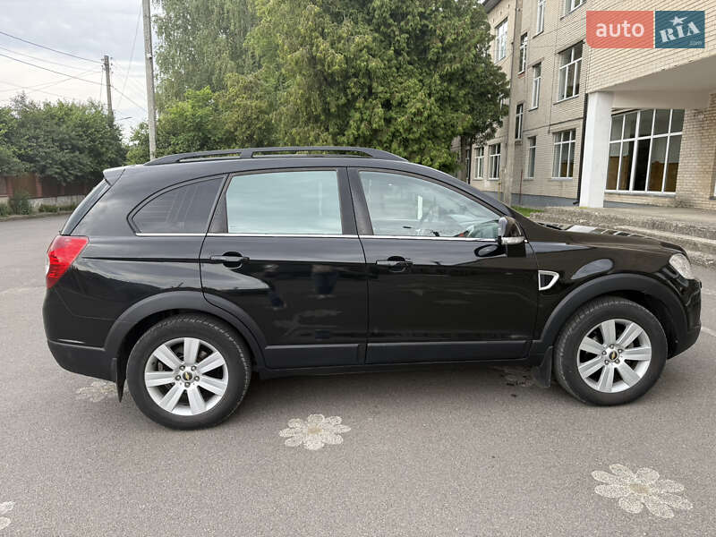 Внедорожник / Кроссовер Chevrolet Captiva 2007 в Владимире