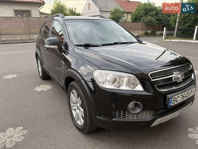 Внедорожник / Кроссовер Chevrolet Captiva 2007 в Владимире