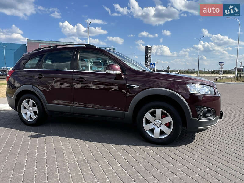 Внедорожник / Кроссовер Chevrolet Captiva 2013 в Киеве