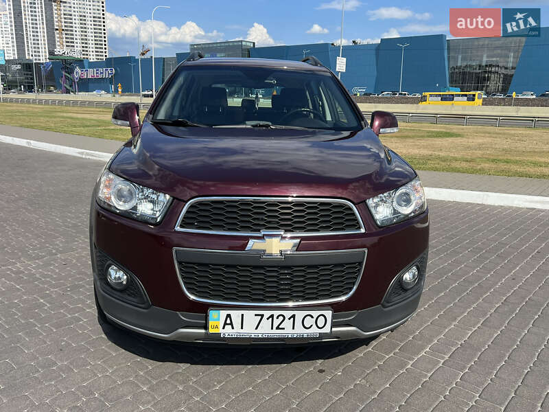Внедорожник / Кроссовер Chevrolet Captiva 2013 в Киеве