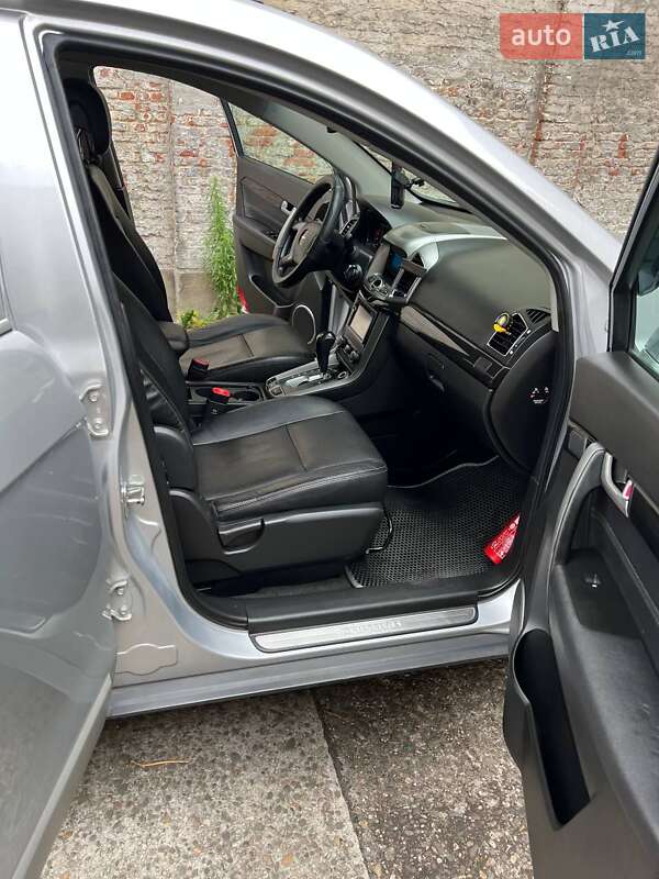 Внедорожник / Кроссовер Chevrolet Captiva 2013 в Надворной