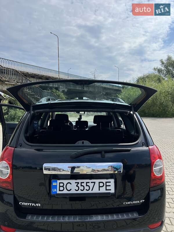 Позашляховик / Кросовер Chevrolet Captiva 2008 в Дрогобичі фото 4 Позашляховик / Кросовер Chevrolet Captiva 2008 в Дрогобичі