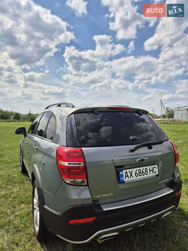 Внедорожник / Кроссовер Chevrolet Captiva 2013 в Харькове