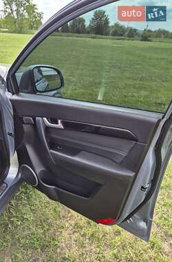 Внедорожник / Кроссовер Chevrolet Captiva 2013 в 
