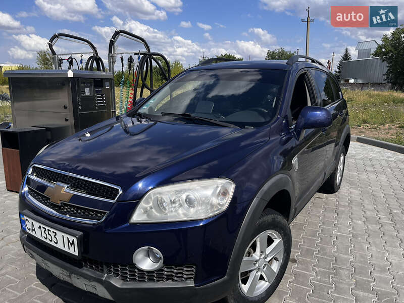 Внедорожник / Кроссовер Chevrolet Captiva 2008 в Врадиевке