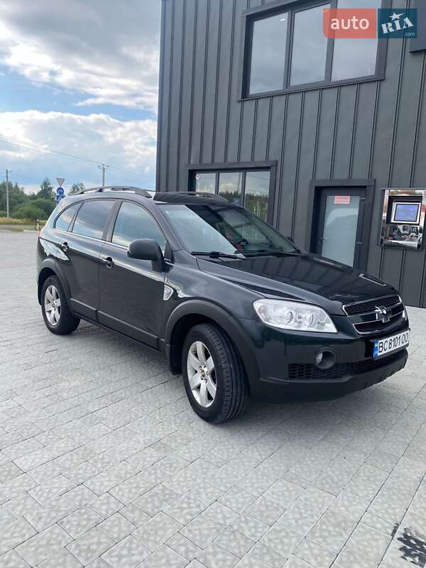 Позашляховик / Кросовер Chevrolet Captiva 2010 в Яворові