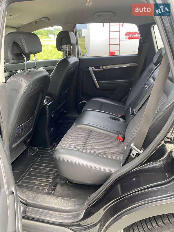 Позашляховик / Кросовер Chevrolet Captiva 2010 в Яворові