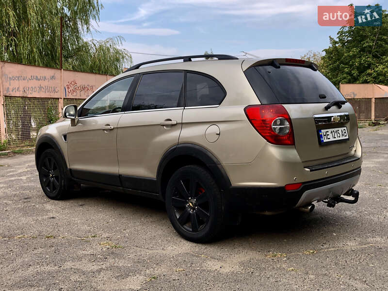 Внедорожник / Кроссовер Chevrolet Captiva 2008 в Николаеве