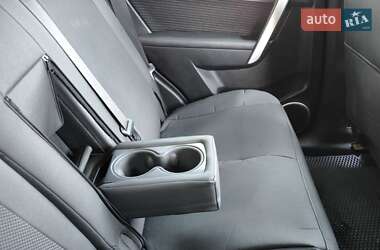 Внедорожник / Кроссовер Chevrolet Captiva 2012 в 