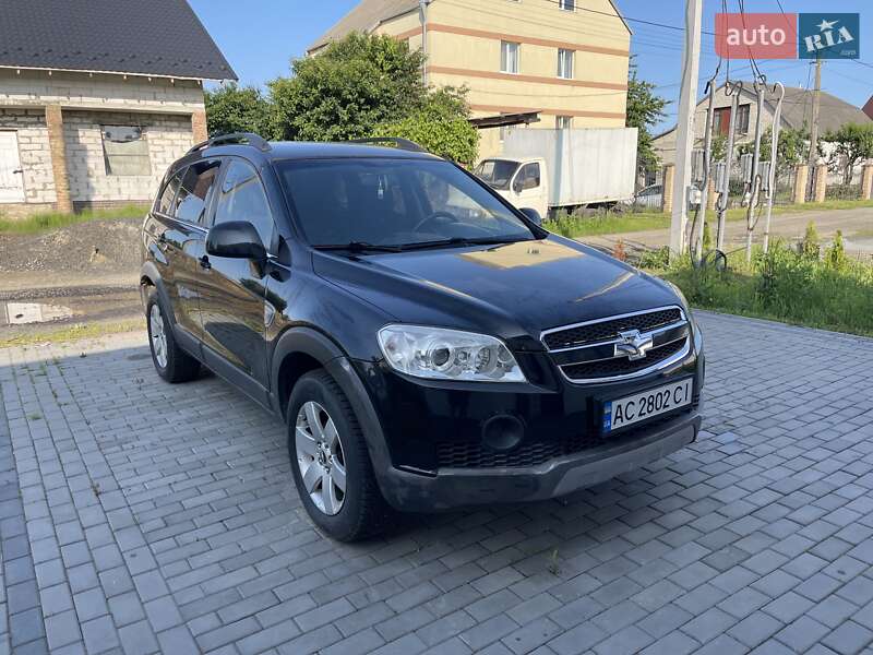 Внедорожник / Кроссовер Chevrolet Captiva 2008 в Луцке