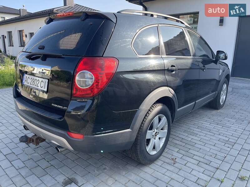 Внедорожник / Кроссовер Chevrolet Captiva 2008 в Луцке