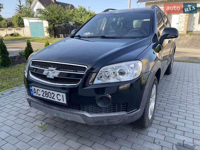 Внедорожник / Кроссовер Chevrolet Captiva 2008 в Луцке