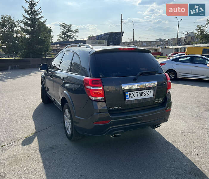 Внедорожник / Кроссовер Chevrolet Captiva 2016 в Харькове