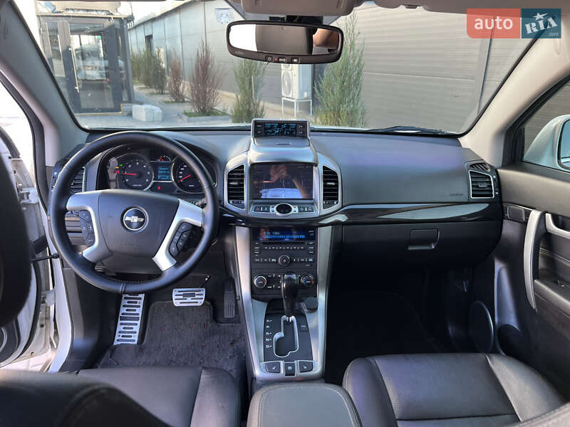 Внедорожник / Кроссовер Chevrolet Captiva 2014 в Житомире
