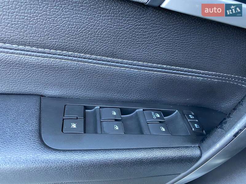 Внедорожник / Кроссовер Chevrolet Captiva 2016 в Хмельницком фото 13 Внедорожник / Кроссовер Chevrolet Captiva 2016 в Хмельницком