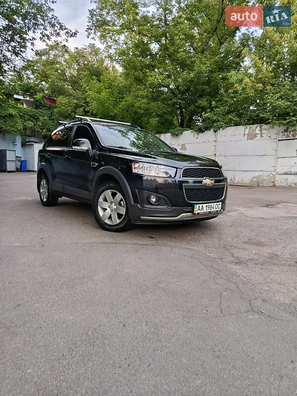 Позашляховик / Кросовер Chevrolet Captiva 2013 в Києві