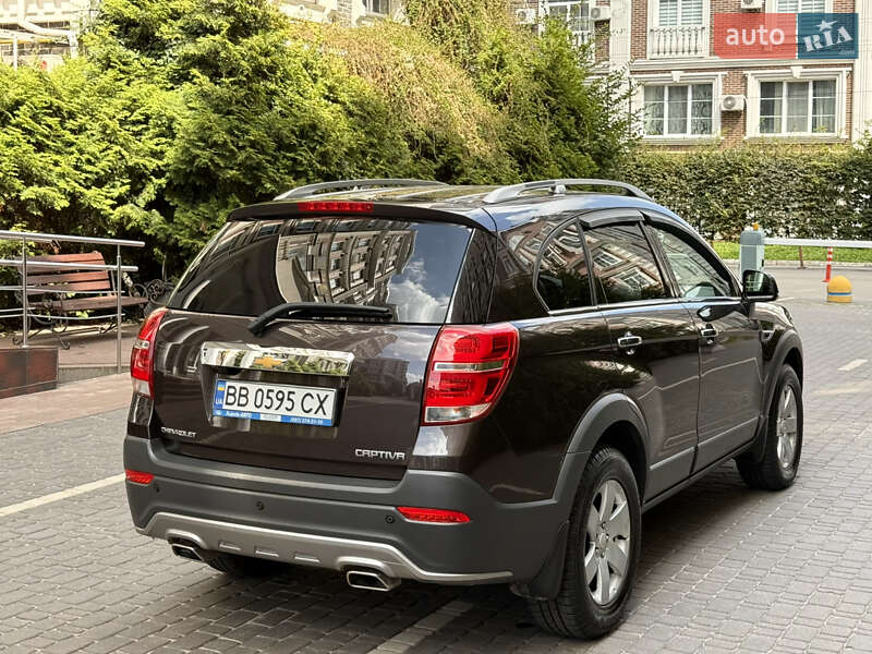 Внедорожник / Кроссовер Chevrolet Captiva 2017 в Киеве