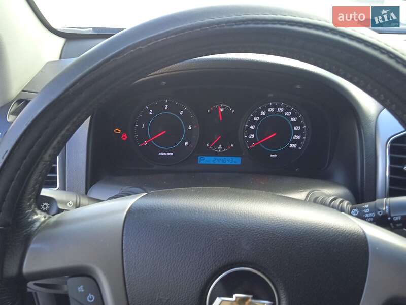 Позашляховик / Кросовер Chevrolet Captiva 2012 в Рафалівці