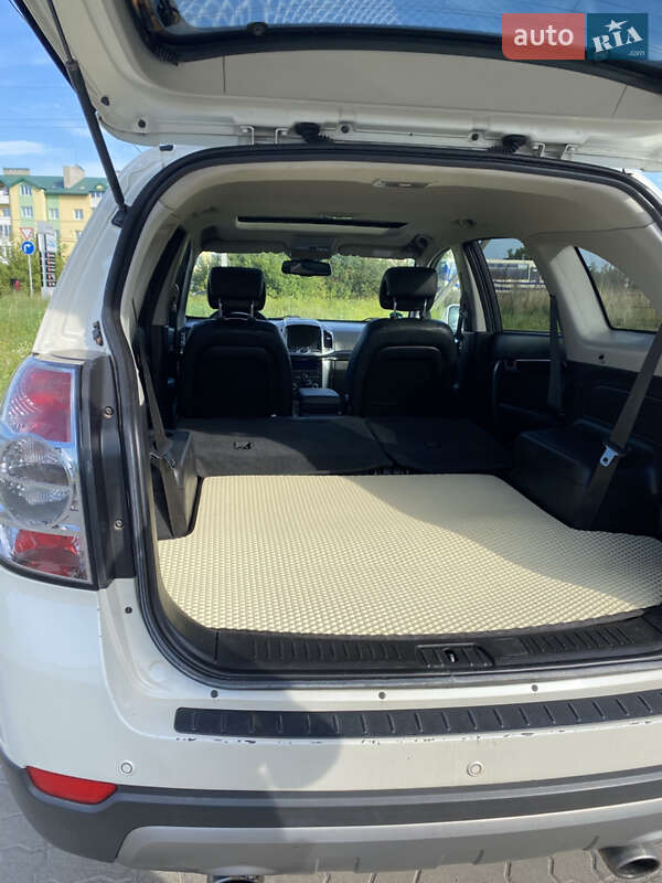 Позашляховик / Кросовер Chevrolet Captiva 2012 в Кам'янці-Бузькій