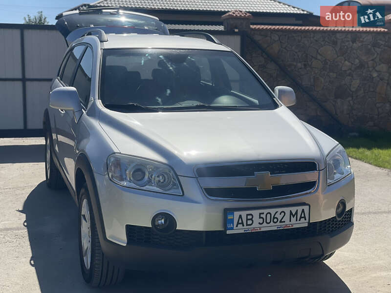 Позашляховик / Кросовер Chevrolet Captiva 2009 в Вінниці