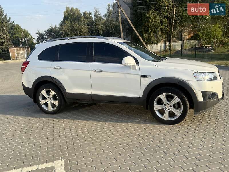 Внедорожник / Кроссовер Chevrolet Captiva 2014 в Бершади