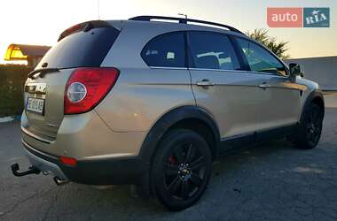 Позашляховик / Кросовер Chevrolet Captiva 2008 в 