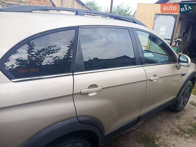 Внедорожник / Кроссовер Chevrolet Captiva 2012 в Полтаве