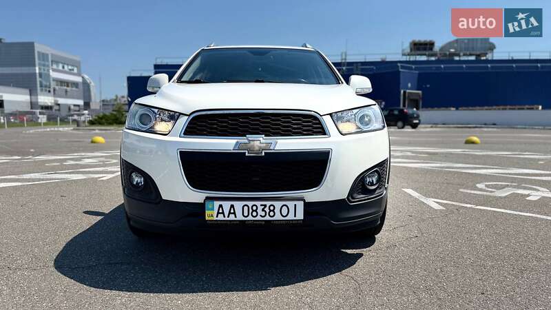 Позашляховик / Кросовер Chevrolet Captiva 2012 в Києві