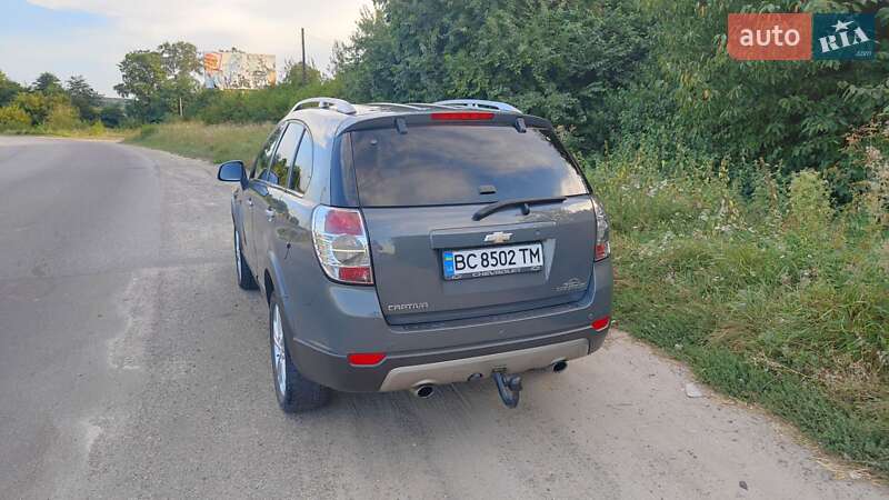 Внедорожник / Кроссовер Chevrolet Captiva 2011 в Золочеве фото 7 Внедорожник / Кроссовер Chevrolet Captiva 2011 в Золочеве