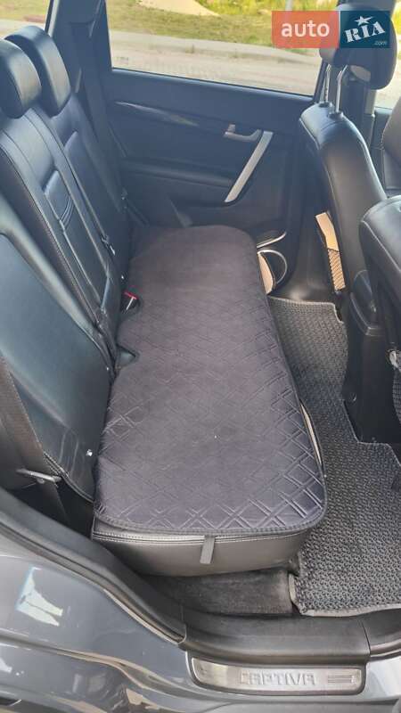 Внедорожник / Кроссовер Chevrolet Captiva 2011 в Золочеве фото 11 Внедорожник / Кроссовер Chevrolet Captiva 2011 в Золочеве