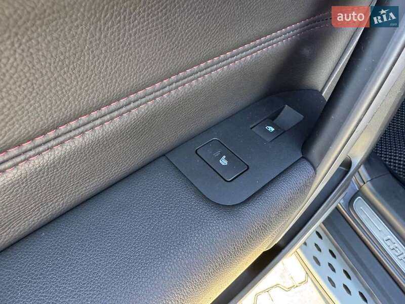 Внедорожник / Кроссовер Chevrolet Captiva 2014 в Киеве