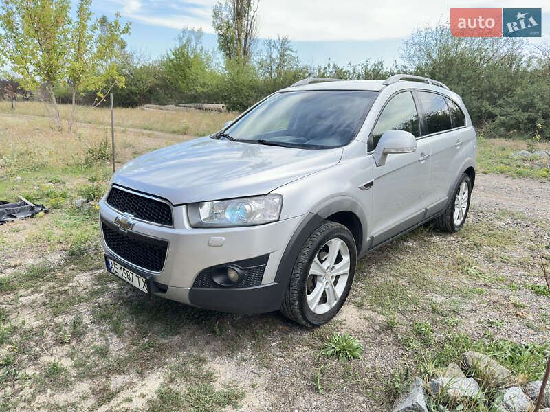 Внедорожник / Кроссовер Chevrolet Captiva 2011 в 
