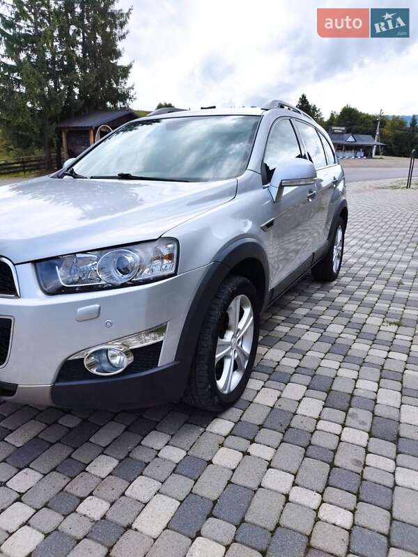 Внедорожник / Кроссовер Chevrolet Captiva 2012 в Синевире фото 3 Внедорожник / Кроссовер Chevrolet Captiva 2012 в Синевире