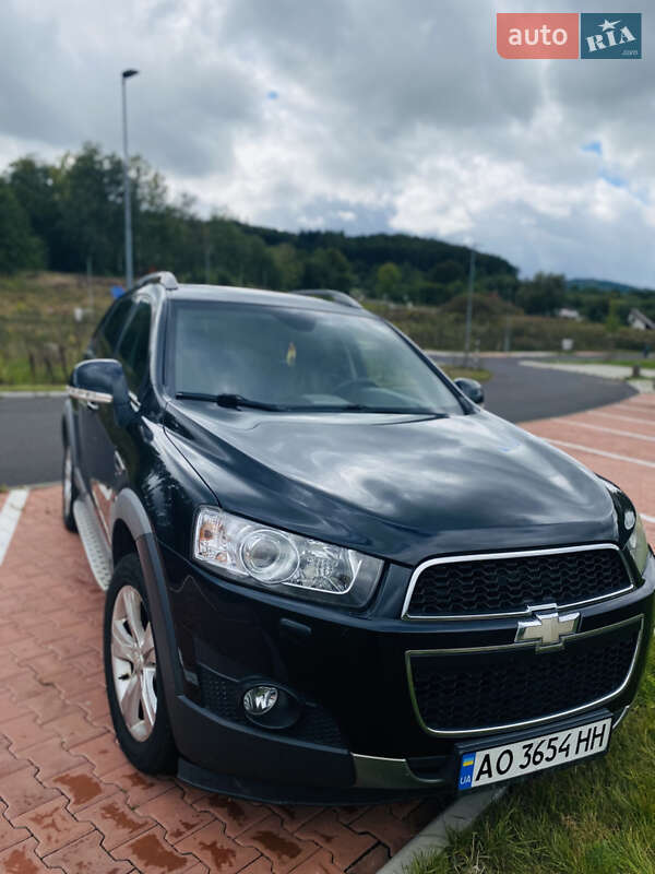 Внедорожник / Кроссовер Chevrolet Captiva 2012 в 