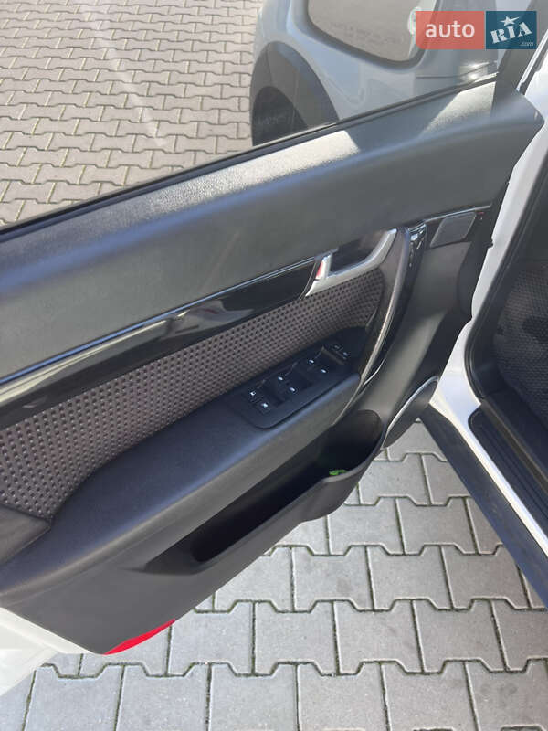 Позашляховик / Кросовер Chevrolet Captiva 2012 в Ковелі фото 21 Позашляховик / Кросовер Chevrolet Captiva 2012 в Ковелі