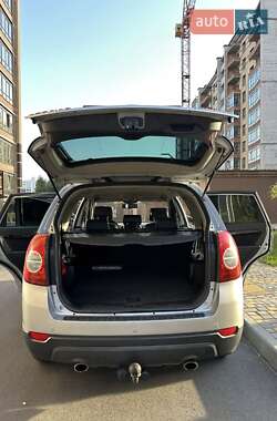 Внедорожник / Кроссовер Chevrolet Captiva 2011 в 