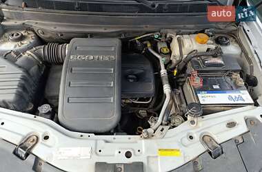 Внедорожник / Кроссовер Chevrolet Captiva 2011 в 