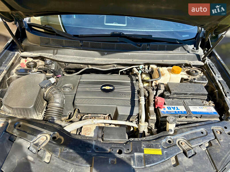 Внедорожник / Кроссовер Chevrolet Captiva 2011 в Надворной