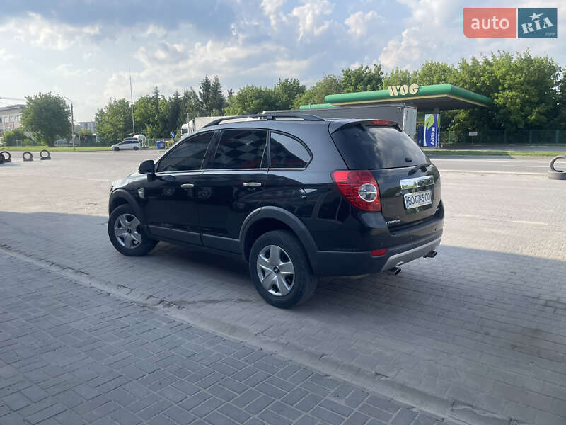 Внедорожник / Кроссовер Chevrolet Captiva 2009 в Збараже