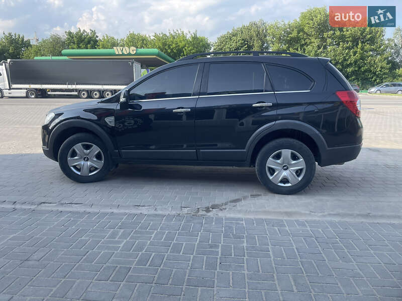 Внедорожник / Кроссовер Chevrolet Captiva 2009 в Збараже