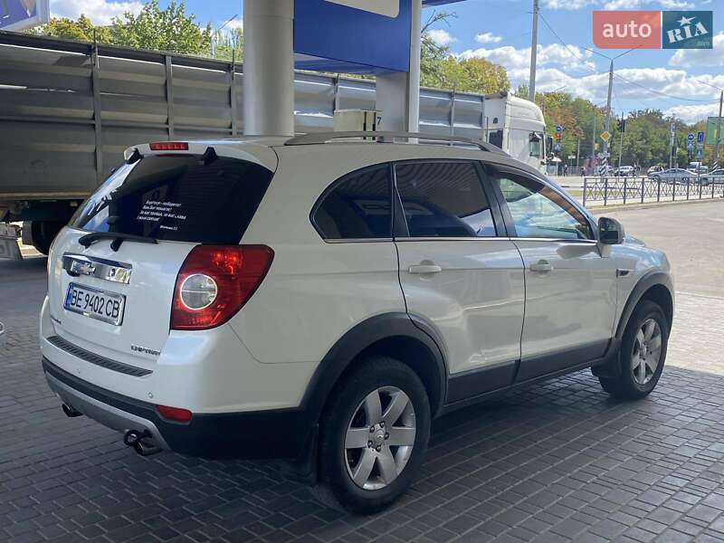 Позашляховик / Кросовер Chevrolet Captiva 2012 в Миколаєві