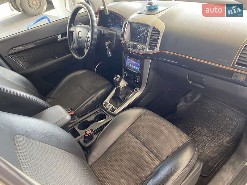 Позашляховик / Кросовер Chevrolet Captiva 2012 в Миколаєві