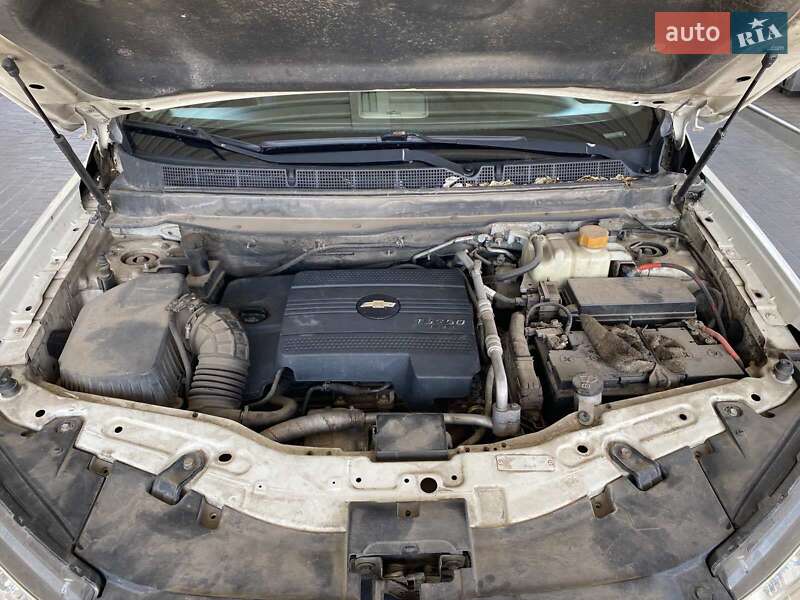 Позашляховик / Кросовер Chevrolet Captiva 2012 в Миколаєві