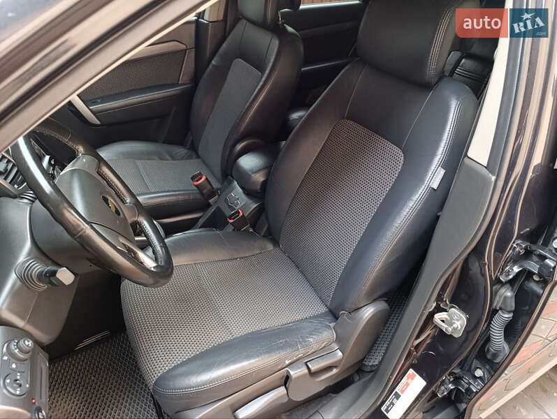 Внедорожник / Кроссовер Chevrolet Captiva 2010 в Хмельницком